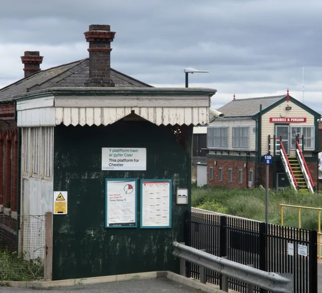 The platform buildings and canopy at Abergele & Pensarn railway station