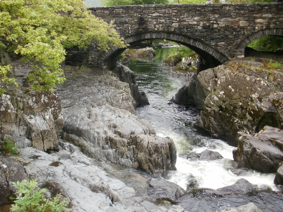 Pont y Pair Bridge over the Afon Llugwy in the centre of Betws-y-Coed.