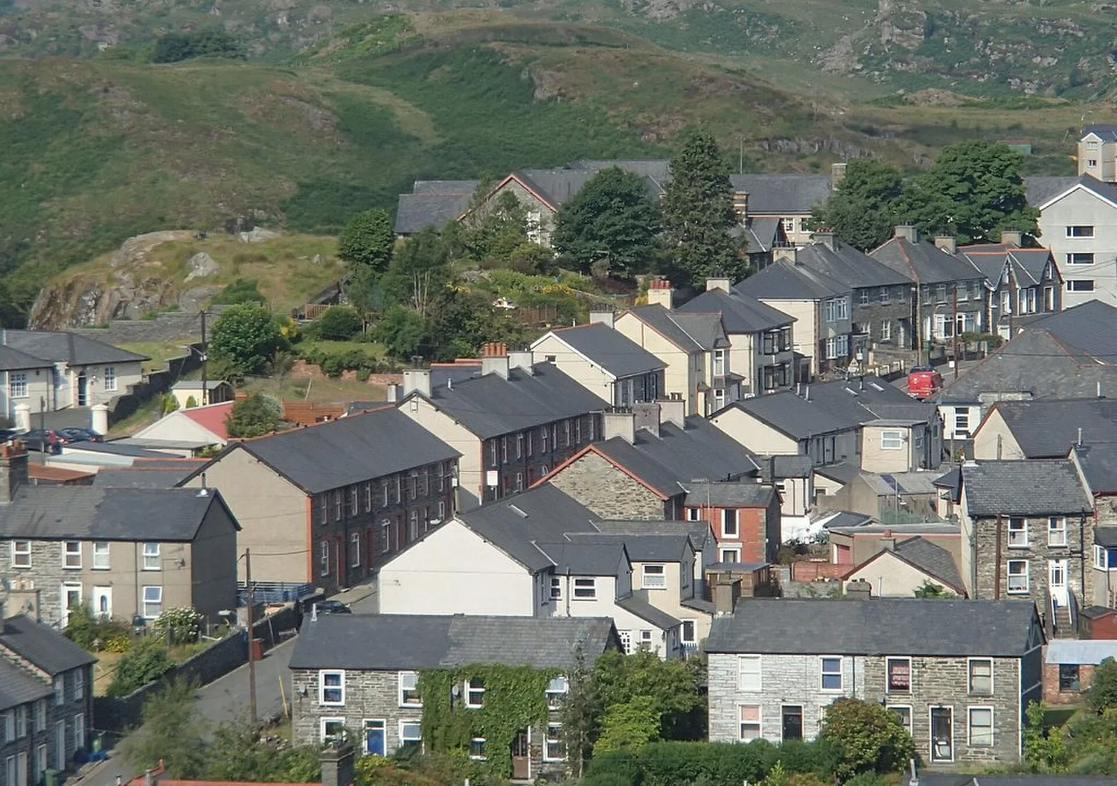 Terraced quarrymen's housing on a residential street in Blaenau Ffestiniog