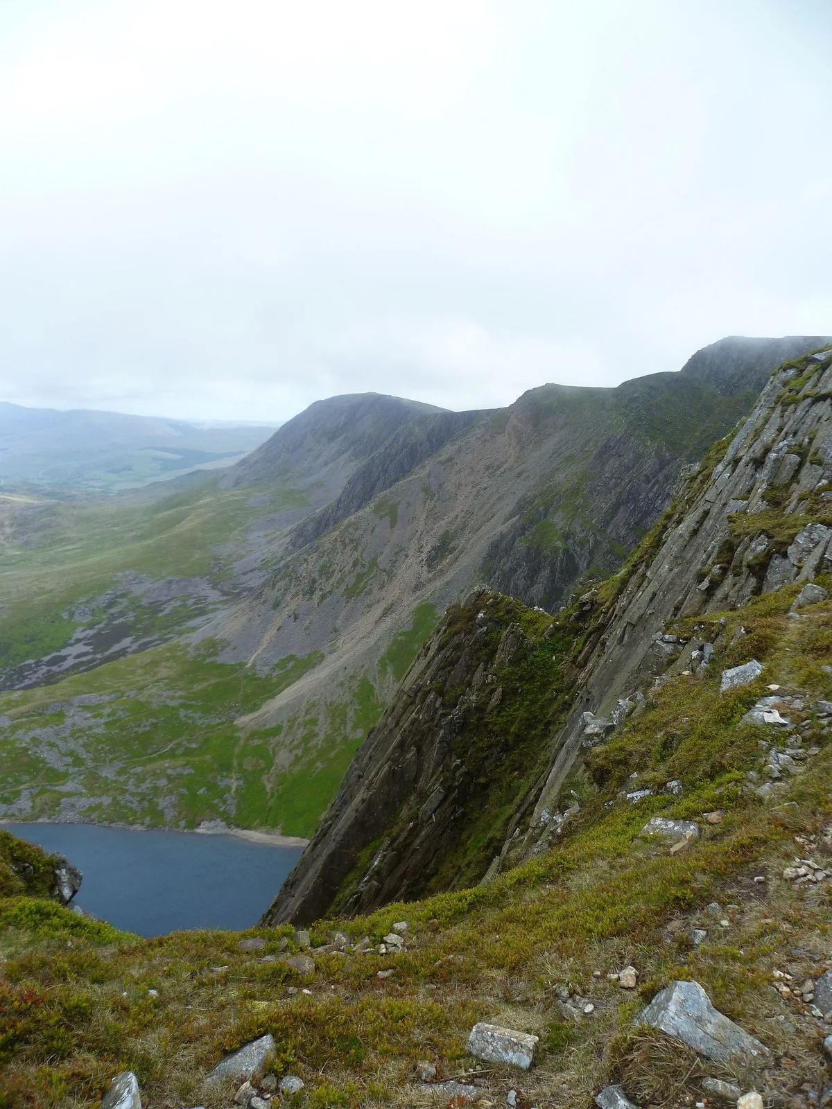 The open upper slopes of Cadair Idris above Llyn y Gadair, steepening toward the summit
