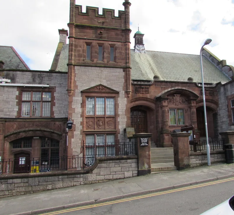 Colwyn Bay Town Hall, a red sandstone civic building on Rhiw Road