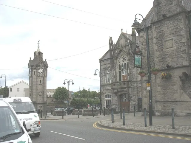 Bulkeley Square, Llangefni, with the Neo-Gothic town hall on the right and the stone town clock beyond