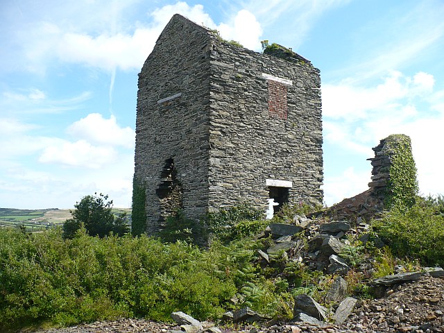 The ruined stone walls of the Pearl Engine House on Parys Mountain, remnants of the pumping machinery from the copper-mining era.